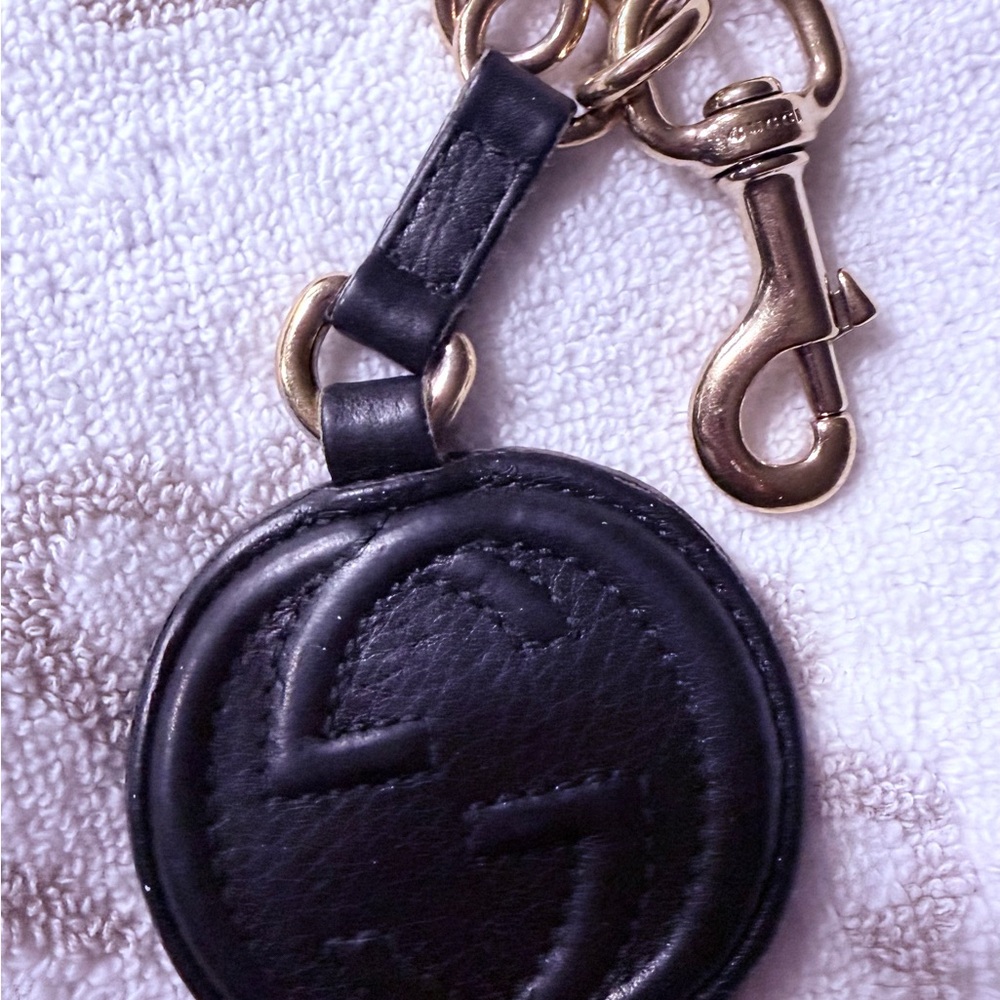 Gucci Black Leather Double G Round Keychain with Gold Hardware - Picture 1 of 6